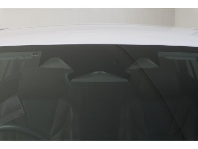 �A�C�T�C�g�̃J�������j�b�g�ł��I�u���[�L�⏕��O�ԒǏ]�N���[�Y�R���g���[���@�\�ŉ^�]���A�V�X�g�I