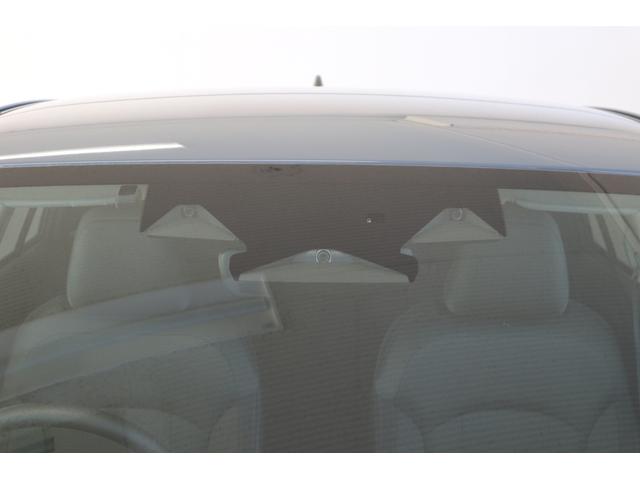 �A�C�T�C�g�͖���̍ۂ̏Փˉ���A�Ԑ���E�̂��m�点�A�S�ԑ��Ǐ]�N���[�Y�R���g���[���ȂǁA���Ȃ��̉^�]���T�|�[�g���Ă���܂�