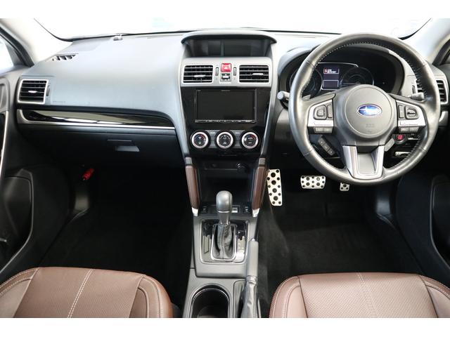 �^�]��Ԃ͍L�X�Ɗm�ۂ���Ă��܂��B���E�ǍD�����ۂ���Ă��܂�