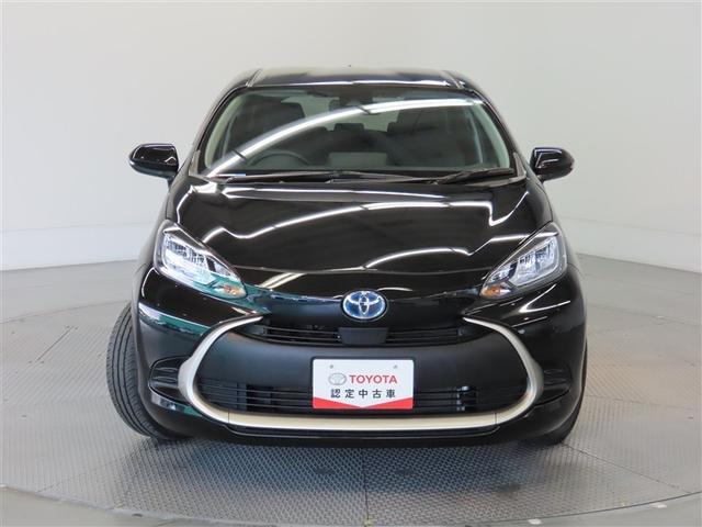 アクア Ｇ　４ＷＤ　展示・試乗車　ハイブリッド　メモリーナビ　バックカメラ　ミュージックプレイヤー接続可　衝突被害軽減システム　ＥＴＣ　スマートキー　ＬＥＤヘッドランプ　アイドリングストップ　キーレス（4枚目）