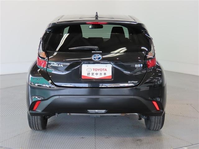 アクア Ｇ　４ＷＤ　展示・試乗車　ハイブリッド　メモリーナビ　バックカメラ　ミュージックプレイヤー接続可　衝突被害軽減システム　ＥＴＣ　スマートキー　ＬＥＤヘッドランプ　アイドリングストップ　キーレス（8枚目）