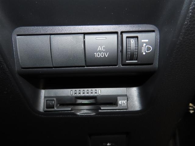 アクア Ｇ　４ＷＤ　展示・試乗車　ハイブリッド　メモリーナビ　バックカメラ　ミュージックプレイヤー接続可　衝突被害軽減システム　ＥＴＣ　スマートキー　ＬＥＤヘッドランプ　アイドリングストップ　キーレス（17枚目）