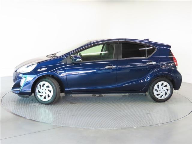 アクア Ｓスタイルブラック　ハイブリッド　ナビ＆ＴＶ　メモリーナビ　フルセグ　バックカメラ　ＤＶＤ再生　衝突被害軽減システム　ＥＴＣ　スマートキー　ＬＥＤヘッドランプ　アイドリングストップ　キーレス　ＣＤ（4枚目）