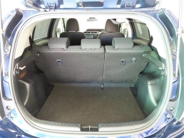 アクア Ｓスタイルブラック　ハイブリッド　ナビ＆ＴＶ　メモリーナビ　フルセグ　バックカメラ　ＤＶＤ再生　衝突被害軽減システム　ＥＴＣ　スマートキー　ＬＥＤヘッドランプ　アイドリングストップ　キーレス　ＣＤ（8枚目）