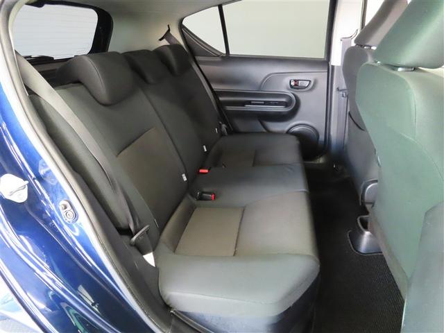 アクア Ｓスタイルブラック　ハイブリッド　ナビ＆ＴＶ　メモリーナビ　フルセグ　バックカメラ　ＤＶＤ再生　衝突被害軽減システム　ＥＴＣ　スマートキー　ＬＥＤヘッドランプ　アイドリングストップ　キーレス　ＣＤ（11枚目）