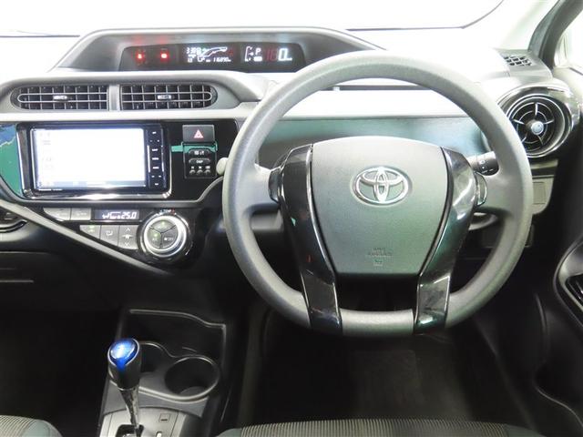 アクア Ｓスタイルブラック　ハイブリッド　ナビ＆ＴＶ　メモリーナビ　フルセグ　バックカメラ　ＤＶＤ再生　衝突被害軽減システム　ＥＴＣ　スマートキー　ＬＥＤヘッドランプ　アイドリングストップ　キーレス　ＣＤ（30枚目）