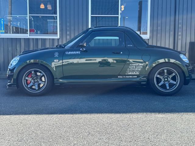コペン アクティブトップ　ＢＡＲＩＫＩデモカー　カスタム車両　社外タービン　Ｆ－ＣＯＮ　ＴＥ３７　１９５化　ＢＲＫブレーキキット　車高調　３連追加メーター　ＪＷＯＲＫＳエアロ　要現車確認　専門店整備済み　室内展示車（8枚目）