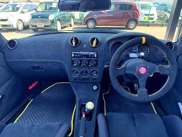 コペン アクティブトップ　ＢＡＲＩＫＩデモカー　カスタム車両　社外タービン　Ｆ－ＣＯＮ　ＴＥ３７　１９５化　ＢＲＫブレーキキット　車高調　３連追加メーター　ＪＷＯＲＫＳエアロ　要現車確認　専門店整備済み　室内展示車（13枚目）