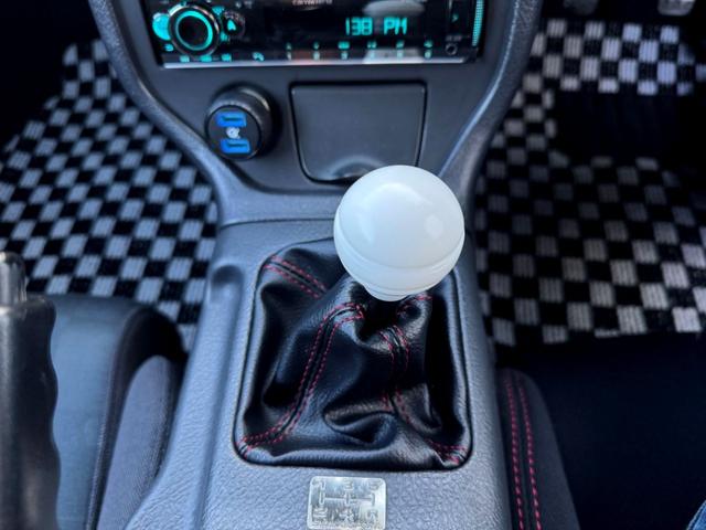 カプチーノ ベースグレード BARIKIデモカー コンプリート車両 BRKエアロバンパー BRK-01車高調 BRK調整式Fアーム BRKブレーキキット SSR15インチ7Jアルミ 専門店整備済み 室内展示車(14枚目)