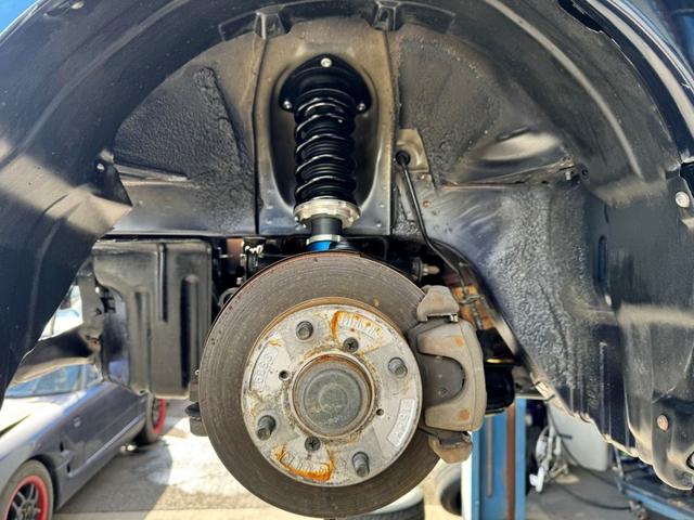 カプチーノ 　リミテッド　パワステ　ＢＲＫ－０１車高調　ＨＡＹＡＳＨＩレーシングアルミ　Ｊｗｏｒｋｓ風神マフラー　軽量フライホイール　ＯＬ車両　専門店整備済み　室内展示車（23枚目）