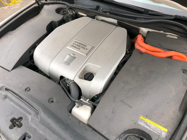 クラウンハイブリッド Ｇパッケージ　禁煙車　プリクラッシュセーフティシステム　レーダークルーズコントロール　インテリジェントパーキングアシスト　クリアランスソナー　サイドモニター　全席シートヒーター　ベンチレーション　全席パワーシート（58枚目）