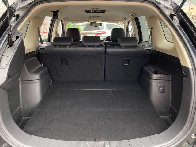 アウトランダーＰＨＥＶ Ｇナビパッケージ　ユーザー買取車　後期モデル　４ＷＤ　ＬＥＤヘッドライト　パワーバックドア　１８インチ純正アルミ　パワーシート　プッシュスタート　ナビ　アラウンドビューモニター　アルパイン後席フリップダウンモニター（35枚目）
