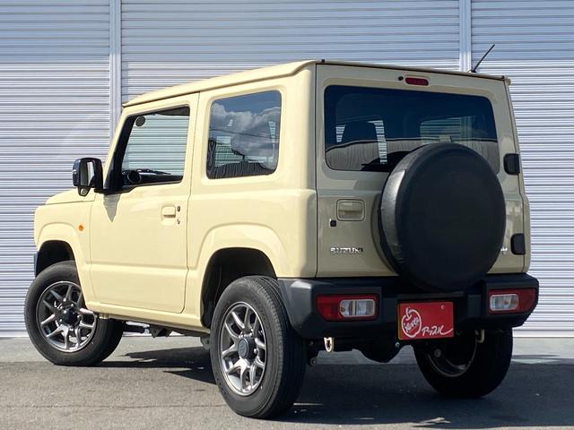 ジムニー XC セーフティサポート オートマ 4WD LEDヘッドライト クルーズコントロール 革巻きステアリング ステアリングスイッチ スマートキー プッシュスタート パナソニック8インチナビ バックカメラ(9枚目)