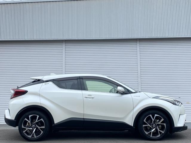 Ｃ－ＨＲ Ｇ　純正ＬＥＤ　ヘッドライト　ＬＥＤフォグ　スマートキー　プッシュスタート　セーフティセンス　ブラインドスポットモニタリング　シートヒーター　クルーズコントロール　イクリプスナビ　バックカメラ（5枚目）