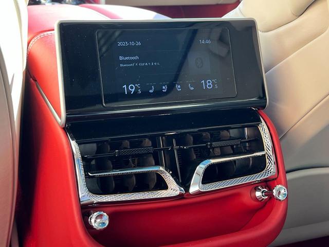 フライングスパー Ｗ１２マリナー　ドライビングＳｐｅｃ　シティＳｐｅｃ　コンフォートＳｐｅｃ　左Ｈ　純正ＯＰカーボンエアロキット　ＭＶフォージド特注ホイール　ツインガラスサンルーフ　フライングＢマスコット　ネイムサラウンドシステム（67枚目）