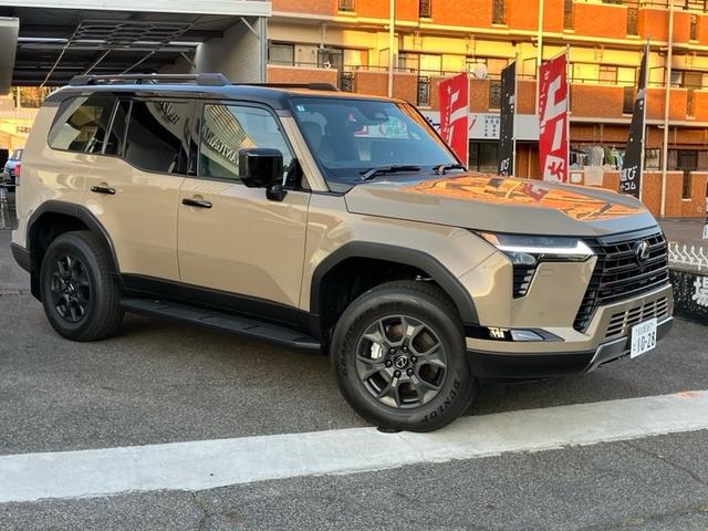 ＧＸ ＧＸ５５０　オーバートレイル＋　１００台限定車　クールＢＯＸ　地デジ　全方位カメラ　デジタルインナーミラー　パワーバックドア　置くだけ充電　１４インチマルチディスプレイ　ヘッドアップディスプレイ　ＥＴＣ２．０　パノラミックモニター（4枚目）