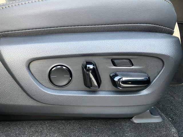 ＧＸ ＧＸ５５０　オーバートレイル＋　１００台限定車　クールＢＯＸ　地デジ　全方位カメラ　デジタルインナーミラー　パワーバックドア　置くだけ充電　１４インチマルチディスプレイ　ヘッドアップディスプレイ　ＥＴＣ２．０　パノラミックモニター（25枚目）