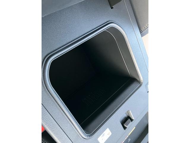 ＧＸ ＧＸ５５０　オーバートレイル＋　１００台限定車　クールＢＯＸ　地デジ　全方位カメラ　デジタルインナーミラー　パワーバックドア　置くだけ充電　１４インチマルチディスプレイ　ヘッドアップディスプレイ　ＥＴＣ２．０　パノラミックモニター（30枚目）