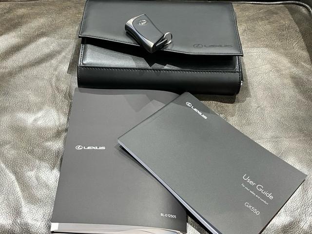 ＧＸ ＧＸ５５０　オーバートレイル＋　１００台限定車　クールＢＯＸ　地デジ　全方位カメラ　デジタルインナーミラー　パワーバックドア　置くだけ充電　１４インチマルチディスプレイ　ヘッドアップディスプレイ　ＥＴＣ２．０　パノラミックモニター（66枚目）