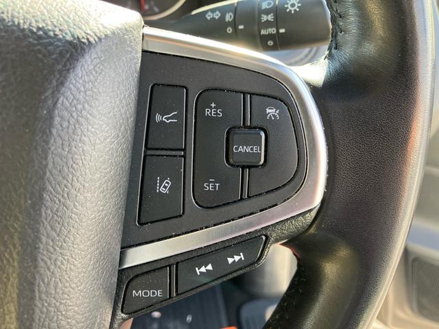 グランエース Ｇ　８人乗　ベージュインテリア　ＷＡＬＤ２０ＡＷタイヤ新品ナビＴＶ　ローダウン　純正サス有　全方位カメラ　デジタルインナーミラー　リアモニター　ＥＴＣ２．０　革シート　両側電動スライドドア（21枚目）