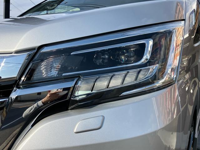 グランエース Ｇ　８人乗　ベージュインテリア　ＷＡＬＤ２０ＡＷタイヤ新品ナビＴＶ　ローダウン　純正サス有　全方位カメラ　デジタルインナーミラー　リアモニター　ＥＴＣ２．０　革シート　両側電動スライドドア（51枚目）