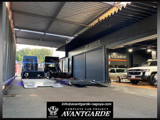 グランエース Ｇ　８人乗　ベージュインテリア　ＷＡＬＤ２０ＡＷタイヤ新品ナビＴＶ　ローダウン　純正サス有　全方位カメラ　デジタルインナーミラー　リアモニター　ＥＴＣ２．０　革シート　両側電動スライドドア（60枚目）