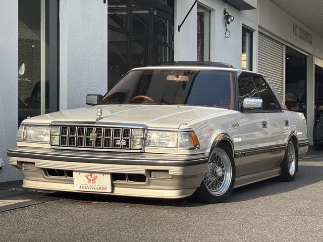 クラウン ロイヤルサルーン　ツインカム３０００　サンルーフ　電動チルト　ローダウン　ワンオフマフラー　当時物フロントスポイラー　ナビ　ＥＴＣ　１５フォルテクスインペリアルワイヤーホイール（2枚目）