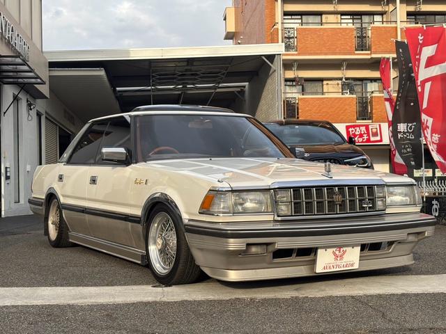 クラウン ロイヤルサルーン　ツインカム３０００　サンルーフ　電動チルト　ローダウン　ワンオフマフラー　当時物フロントスポイラー　ナビ　ＥＴＣ　１５フォルテクスインペリアルワイヤーホイール（4枚目）