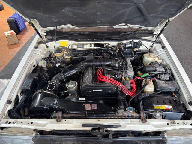 クラウン ロイヤルサルーン　ツインカム３０００　サンルーフ　電動チルト　ローダウン　ワンオフマフラー　当時物フロントスポイラー　ナビ　ＥＴＣ　１５フォルテクスインペリアルワイヤーホイール（13枚目）