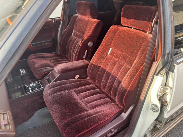 クラウン ロイヤルサルーン　ツインカム３０００　サンルーフ　電動チルト　ローダウン　ワンオフマフラー　当時物フロントスポイラー　ナビ　ＥＴＣ　１５フォルテクスインペリアルワイヤーホイール（41枚目）