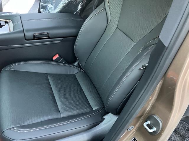 アルファードハイブリッド Ｚ　モデリスタエアロ　リアエンターシステム　パノラミックモニター　サンルーフ　ユニバーサルステップ　インナーミラー　シートメモリー　シートＡＣ　デジタルインナーミラー　ＥＴＣ２．０　ＨＤＭＩ（45枚目）