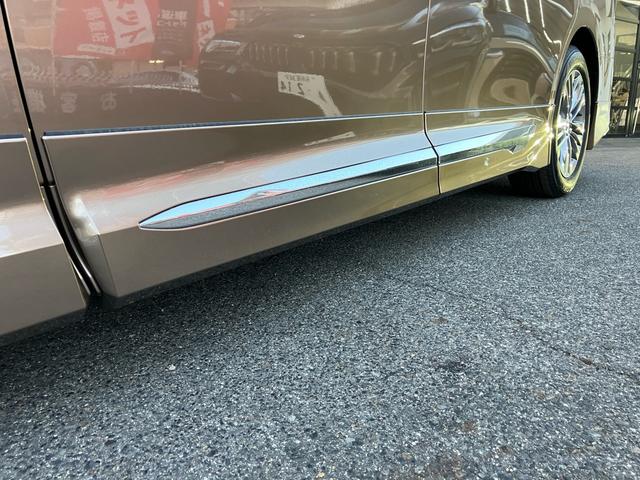 アルファードハイブリッド Ｚ　モデリスタエアロ　リアエンターシステム　パノラミックモニター　サンルーフ　ユニバーサルステップ　インナーミラー　シートメモリー　シートＡＣ　デジタルインナーミラー　ＥＴＣ２．０　ＨＤＭＩ（58枚目）