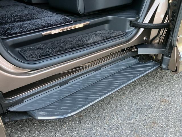 アルファードハイブリッド Ｚ　モデリスタエアロ　リアエンターシステム　パノラミックモニター　サンルーフ　ユニバーサルステップ　インナーミラー　シートメモリー　シートＡＣ　デジタルインナーミラー　ＥＴＣ２．０　ＨＤＭＩ（65枚目）