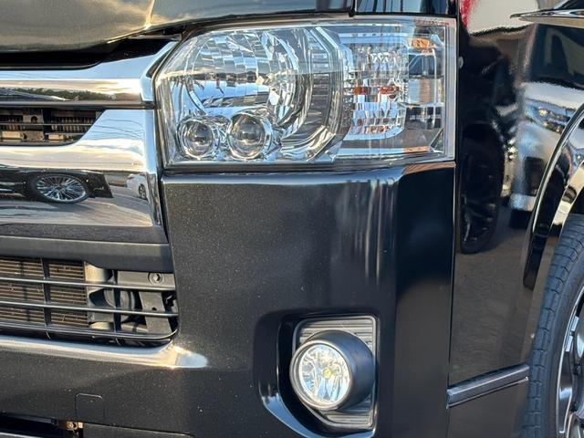 レジアスエースバン スーパーGL ダークプライムII 2.8ディーゼルターボ 4人乗仕様 ベッドキット スマートキー LED 社外テール ナビ地デジ バックカメラ 18AW ETC プッシュスタート(42枚目)