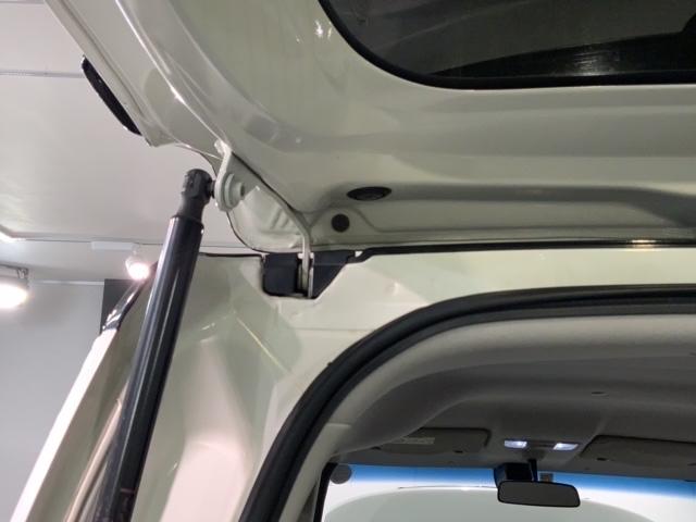 Ｇ・ターボＬパッケージ　あんしんＰＫＧ　２ト－ンカラー　フルセグナビＲカメラ　ＣＤ　ＤＶＤ　両側電動スライドドア　後席スライド可能　サイドカーテンエアバッグ　ＥＴＣ車載器　ＨＩＤオートライト　純正フォグライト　オートエアコン(45枚目)