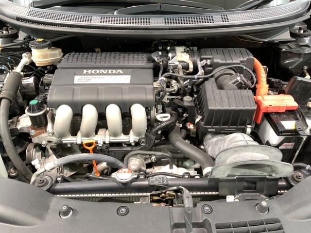 ＣＲ－Ｚ αマスターレーベル　１年保証　ナビ　ＴＶ　Ｒカメラ　ＤＶＤ　横滑り防止装置付き　記録簿　バックモニター　ＥＴＣ　スマートキー　オートクルーズ　盗難防止システム　ワンセグ　ＤＶＤ再生　キーレス　オートエアコン（44枚目）