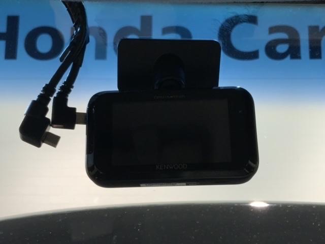 Ｎ－ＢＯＸカスタム ＧターボＳＳパッケージ　新品マット付　あんしんＰＫＧ　禁煙１オーナー　フルセグナビ　リアカメラ　ＣＤ　ＤＶＤ　Ｂｌｕｅｔｏｏｔｈ　ＨＩＤライト　リア席前後可動　シートバックテーブル　ＥＴＣ車載器　ドラレコ（12枚目）