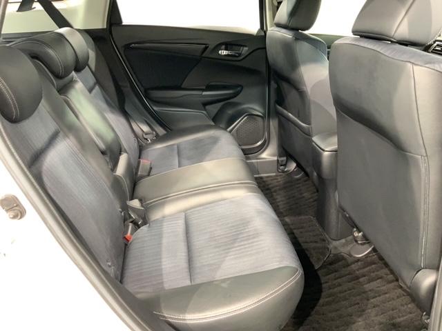シャトル ハイブリッドＺホンダセンシング　１年保証　禁煙１オーナー　ＨｏｎｄａＳＥＮＳＩＮＧフルセグナビ　Ｒカメラ　ＣＤ　ＤＶＤ　Ｂｌｕｅｔｏｏｔｈ　ＥＴＣ車載器　ドアバイザー　フロアマット　ＬＥＤライト　ＬＥＤフォグ　シートヒーター（18枚目）