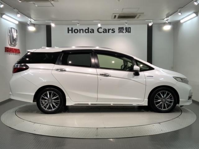 シャトル ハイブリッドＺホンダセンシング　１年保証　禁煙１オーナー　ＨｏｎｄａＳＥＮＳＩＮＧフルセグナビ　Ｒカメラ　ＣＤ　ＤＶＤ　Ｂｌｕｅｔｏｏｔｈ　ＥＴＣ車載器　ドアバイザー　フロアマット　ＬＥＤライト　ＬＥＤフォグ　シートヒーター（51枚目）
