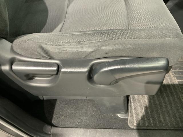 ステップワゴンスパーダ Ｚ　１年保証　ワンオ－ナ－　ナビ　ＴＶ　Ｒカメラ　横滑防止　イモビ　スマキー　バックモニタ－　キーフリー　パワーウィンド　１オナ　ＥＴＣ付　エアコン　ＤＶＤ再生　運転席助手席エアバック　エアバック　ＡＢＳ（12枚目）