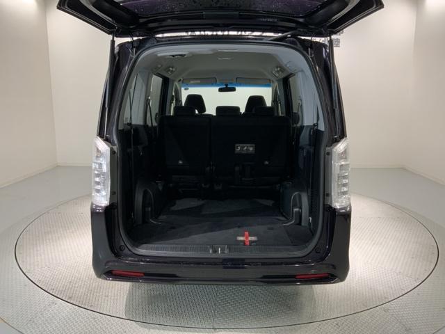 ステップワゴンスパーダ Ｚ　１年保証　ワンオ－ナ－　ナビ　ＴＶ　Ｒカメラ　横滑防止　イモビ　スマキー　バックモニタ－　キーフリー　パワーウィンド　１オナ　ＥＴＣ付　エアコン　ＤＶＤ再生　運転席助手席エアバック　エアバック　ＡＢＳ（17枚目）