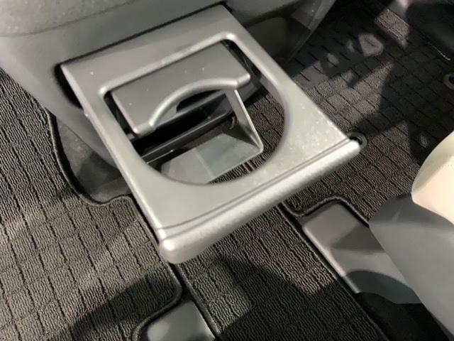 フリード エアーＥＸ　当社試乗車　禁煙　新車保証継承　９インチナビＬＸＭ－２４２ＺＦＮｉ　Ｒカメラ　Ｂｌｕｅｔｏｏｔｈリアクーラー　ブラインドスポットインフォメーション　１５インチアルミ　フロアカーペット　ＥＴＣ車載器（28枚目）