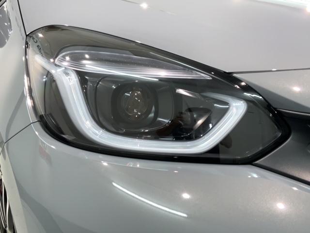 フィット ＲＳ　当社試乗車　禁煙　新車保証継承　ナビＶＸＵ－２４５ＦＴｉ　Ｒカメラ　Ｂｌｕｅｔｏｏｔｈ　ＣＤ　ＤＶＤ　Ｂｌｕｅｔｏｏｔｈ　フロアカーペット　ＥＴＣ車載器　ＬＥＤライト　サイドカーテンエアバッグ　ＡＢＳ（8枚目）