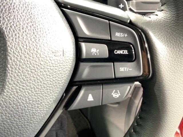 WR-V Z+ブラックスタイル 当社試乗車 禁煙 8インチナビVXM-245ZFEi Rカメラ Bluetooth ETC車載器 フロアカーペット BLACKSTYLE専用装備(12枚目)