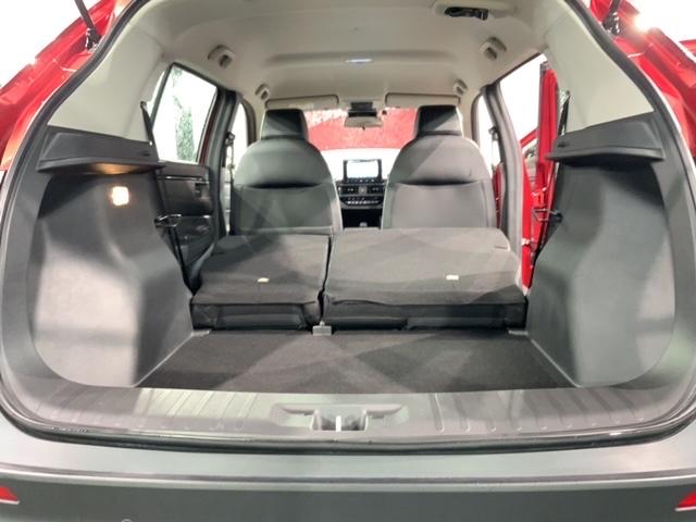 WR-V Z+ブラックスタイル 当社試乗車 禁煙 8インチナビVXM-245ZFEi Rカメラ Bluetooth ETC車載器 フロアカーペット BLACKSTYLE専用装備(19枚目)