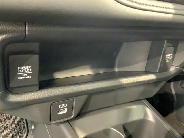 WR-V Z+ブラックスタイル 当社試乗車 禁煙 8インチナビVXM-245ZFEi Rカメラ Bluetooth ETC車載器 フロアカーペット BLACKSTYLE専用装備(26枚目)