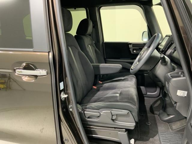 N-BOXカスタム L 2年保証 フルセグナビ Rカメラ CD DVD Bluetooth ETC車載器 フロアカーペット LEDライト 両側電動スライドドア ドアバイザー(17枚目)