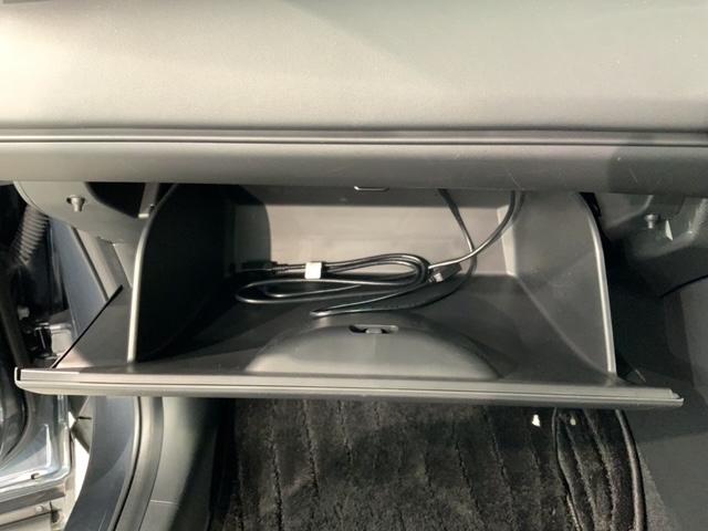 ヴェゼル e:HEVX 1年保証 禁煙1オーナー ナビ CD DVD Bluetooth Rカメラ ETC車載器 ドアバイザー フロアマット LEDライト 前後ドラレコ サイドカーテンエアバッグ 16インチアルミ(26枚目)