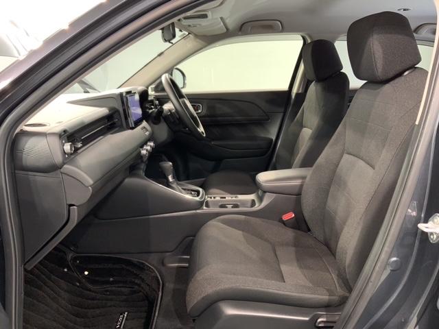 ヴェゼル e:HEVX 1年保証 禁煙1オーナー ナビ CD DVD Bluetooth Rカメラ ETC車載器 ドアバイザー フロアマット LEDライト 前後ドラレコ サイドカーテンエアバッグ 16インチアルミ(31枚目)