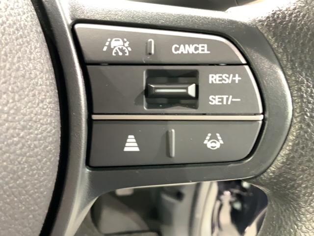 N-BOX ベースグレード 当社試乗車 禁煙 新車保証継承 8インチナビ VXM-245ZFEi Rカメラ Bluetooth フルセグTV ETC車載器 フロアカーペット サイドカーテンエアバッグ LEDライト(11枚目)